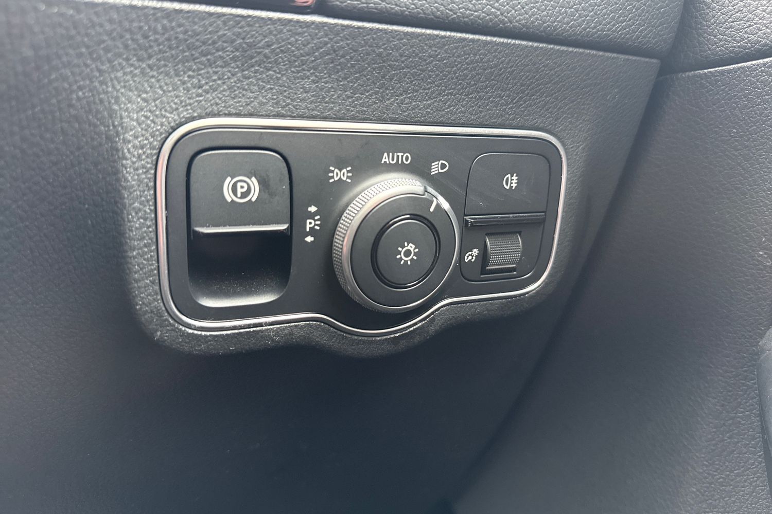 Used Mercedes-Benz GLA 2021 for sale - 76469325: Photo 24