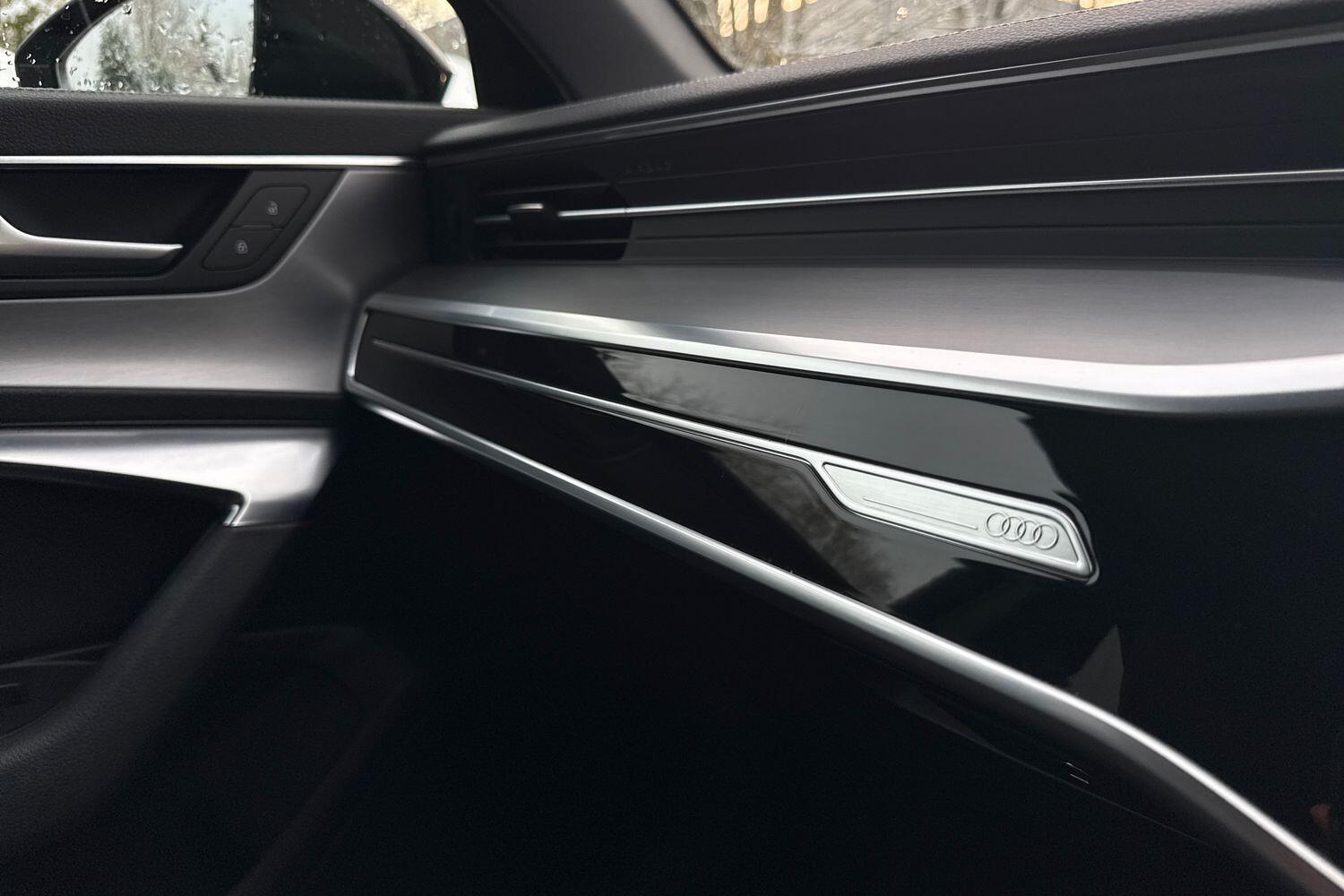 Used Audi A6 Saloon 2019 for sale - 77152666: Photo 42