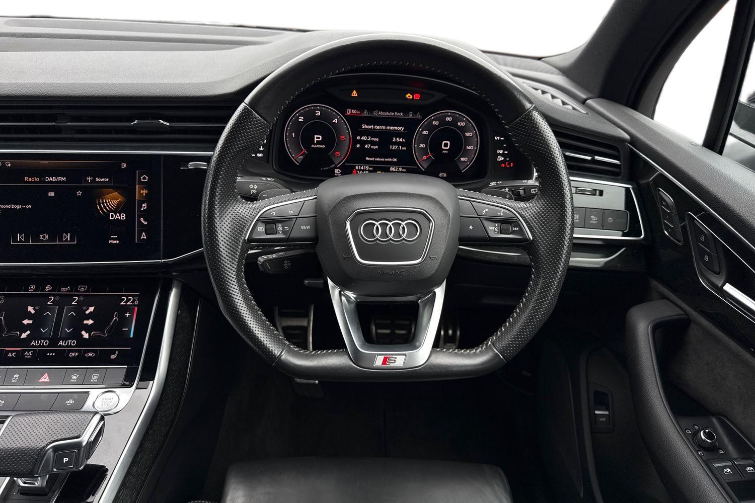 Used Audi Q7 2020 for sale - 77262629: Photo 12