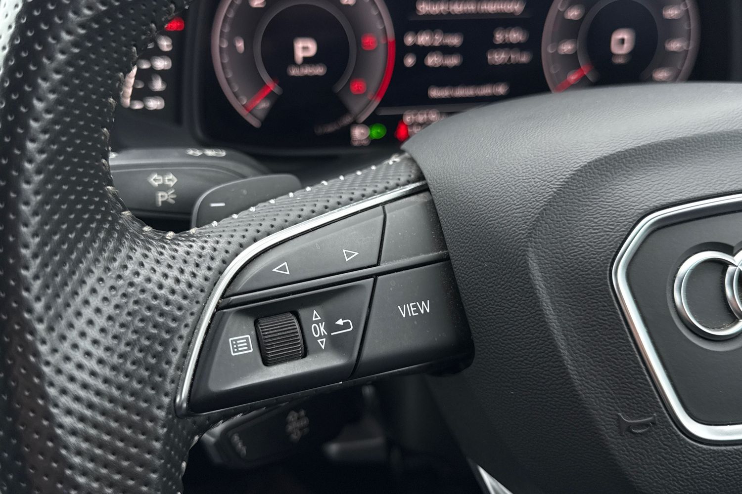 Used Audi Q7 2020 for sale - 77262629: Photo 47