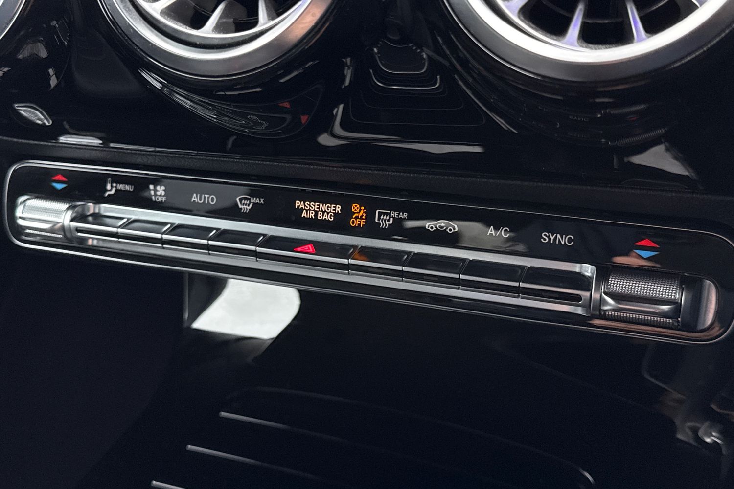 Used Mercedes-Benz CLA 2023 for sale - 76697643: Photo 19