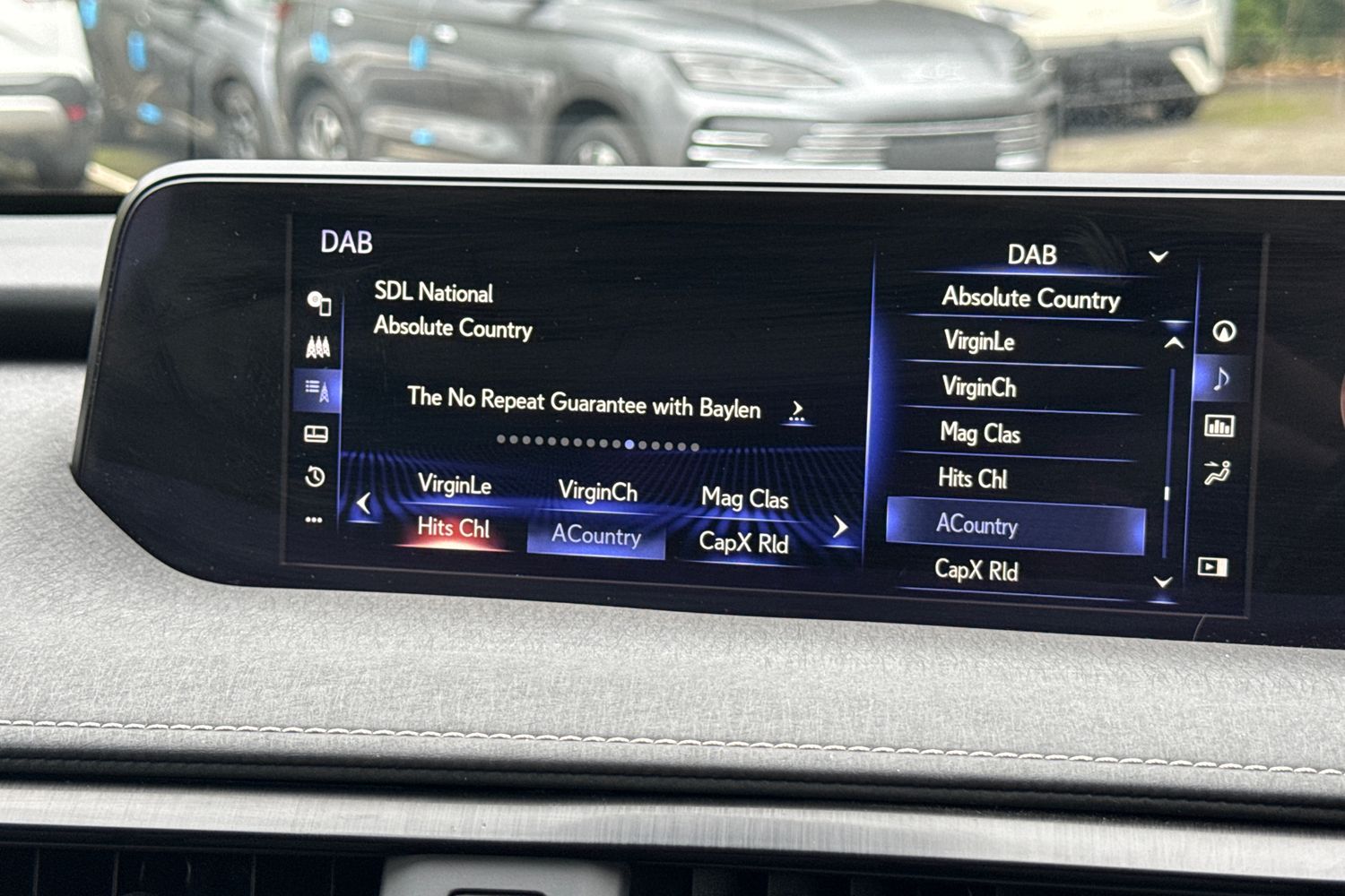 Used Lexus UX 2019 for sale - 76365123: Photo 38