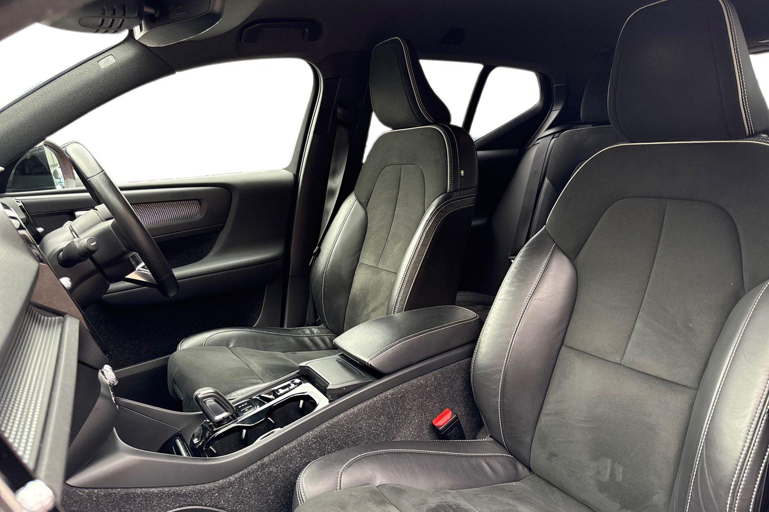 Used Volvo XC40 2021 for sale - 76365183: Photo 11