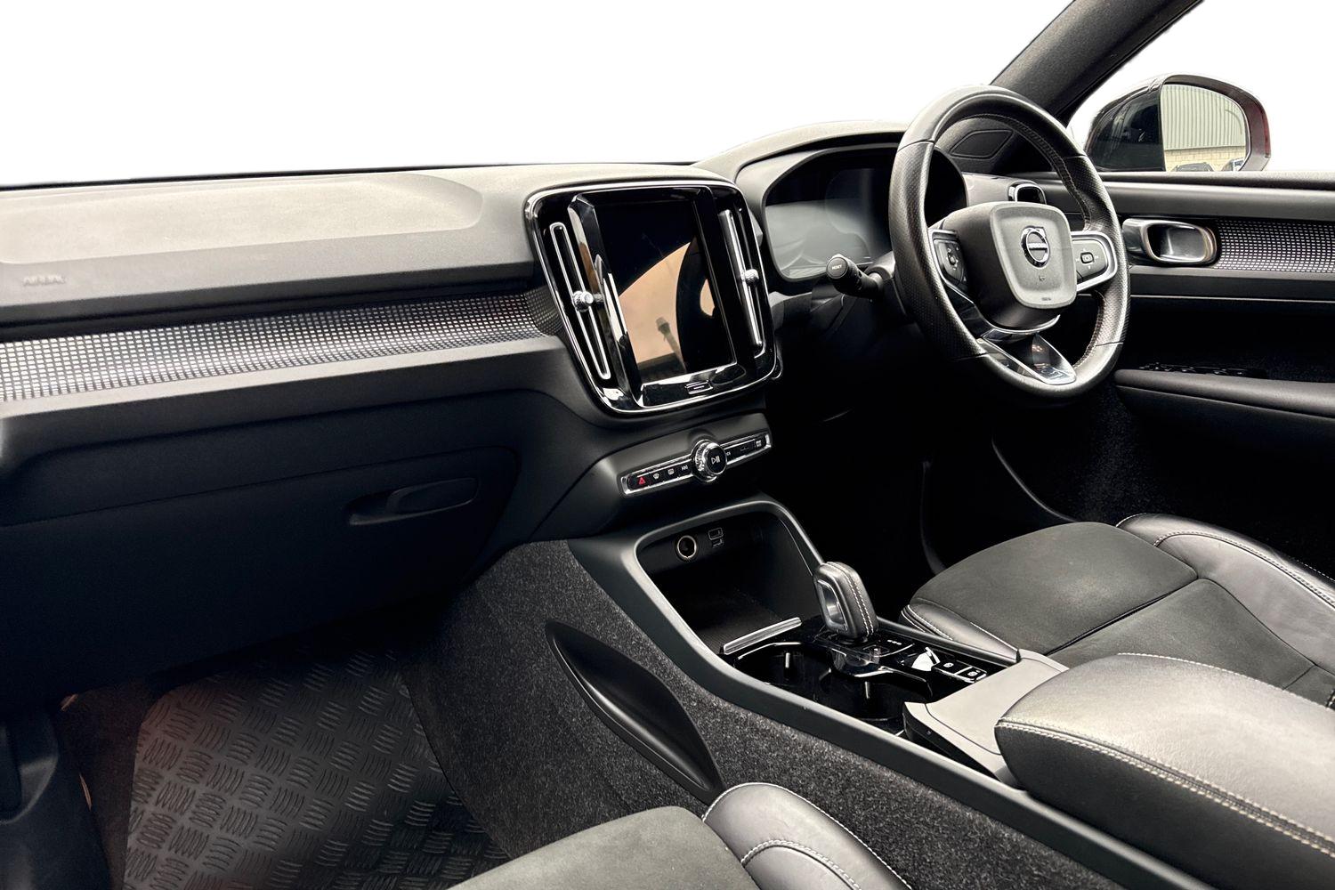 Used Volvo XC40 2021 for sale - 76365183: Photo 9