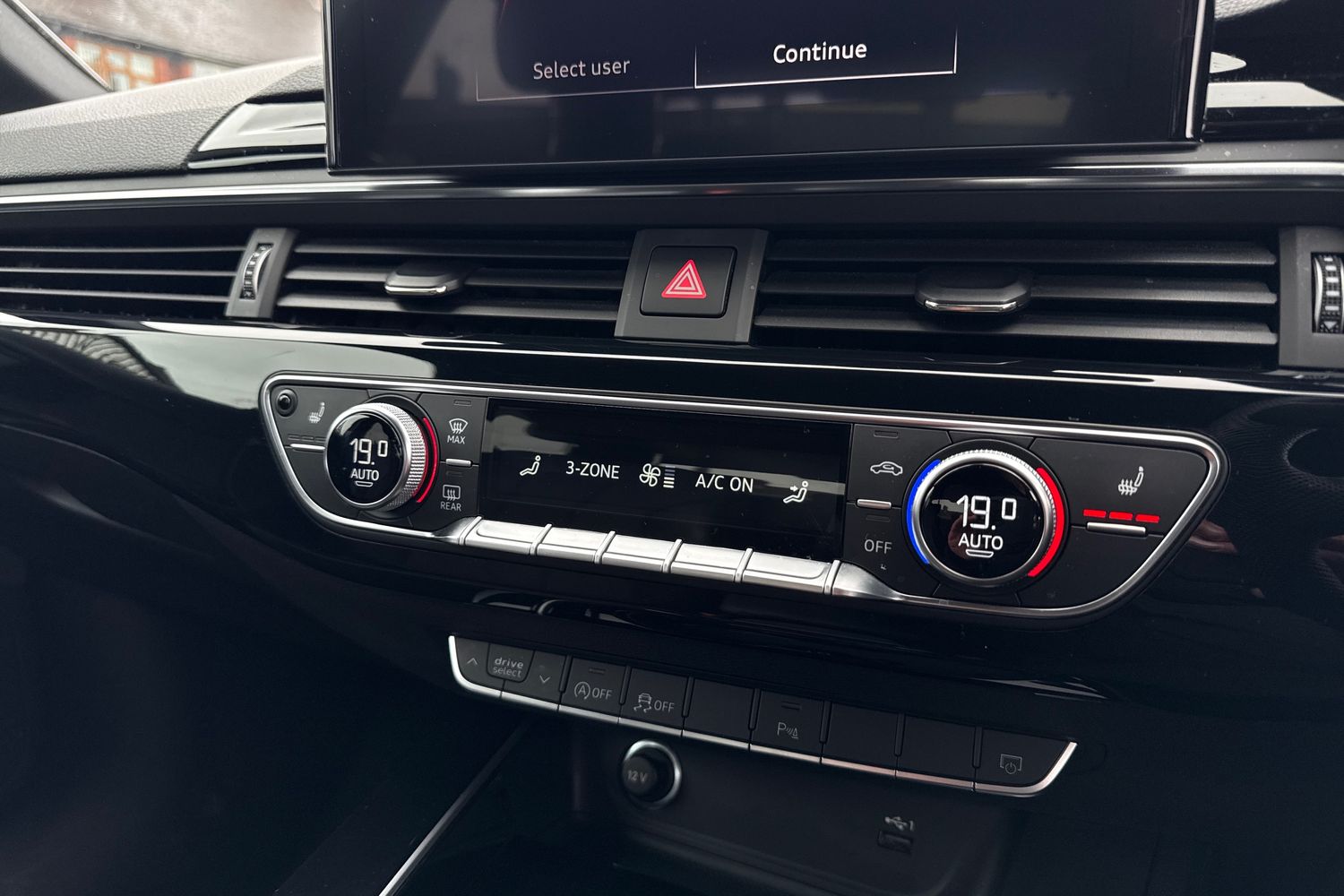 Used Audi A4 2024 for sale - 77348482: Photo 19