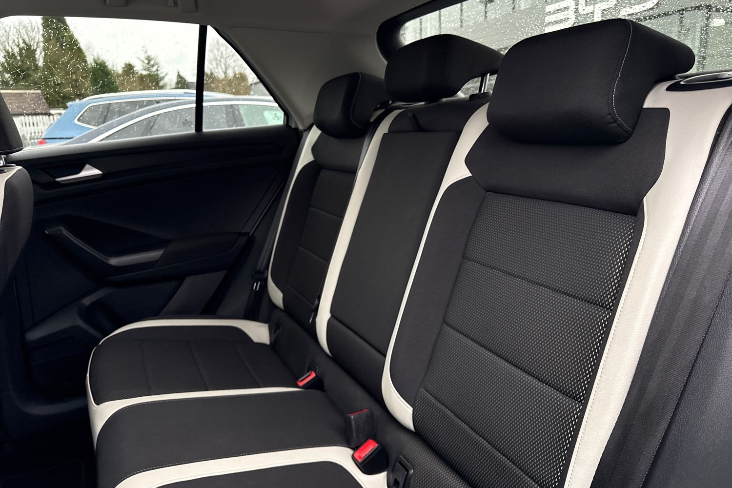 Used Volkswagen T-Roc 2018 for sale - 77654237: Photo 14