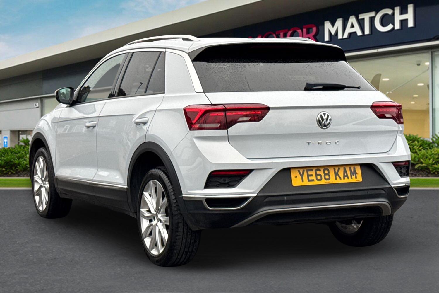 Used Volkswagen T-Roc 2018 for sale - 77654237: Photo 2