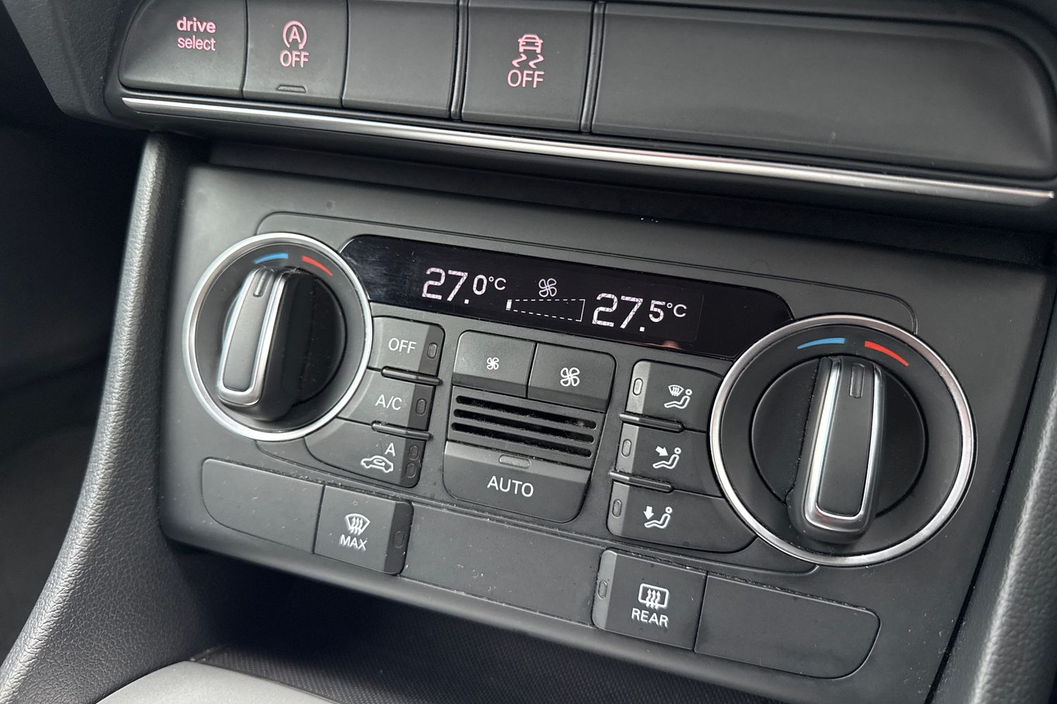 Used Audi Q3 2017 for sale - 76739550: Photo 19