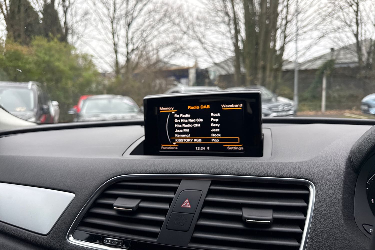 Used Audi Q3 2017 for sale - 76739550: Photo 32