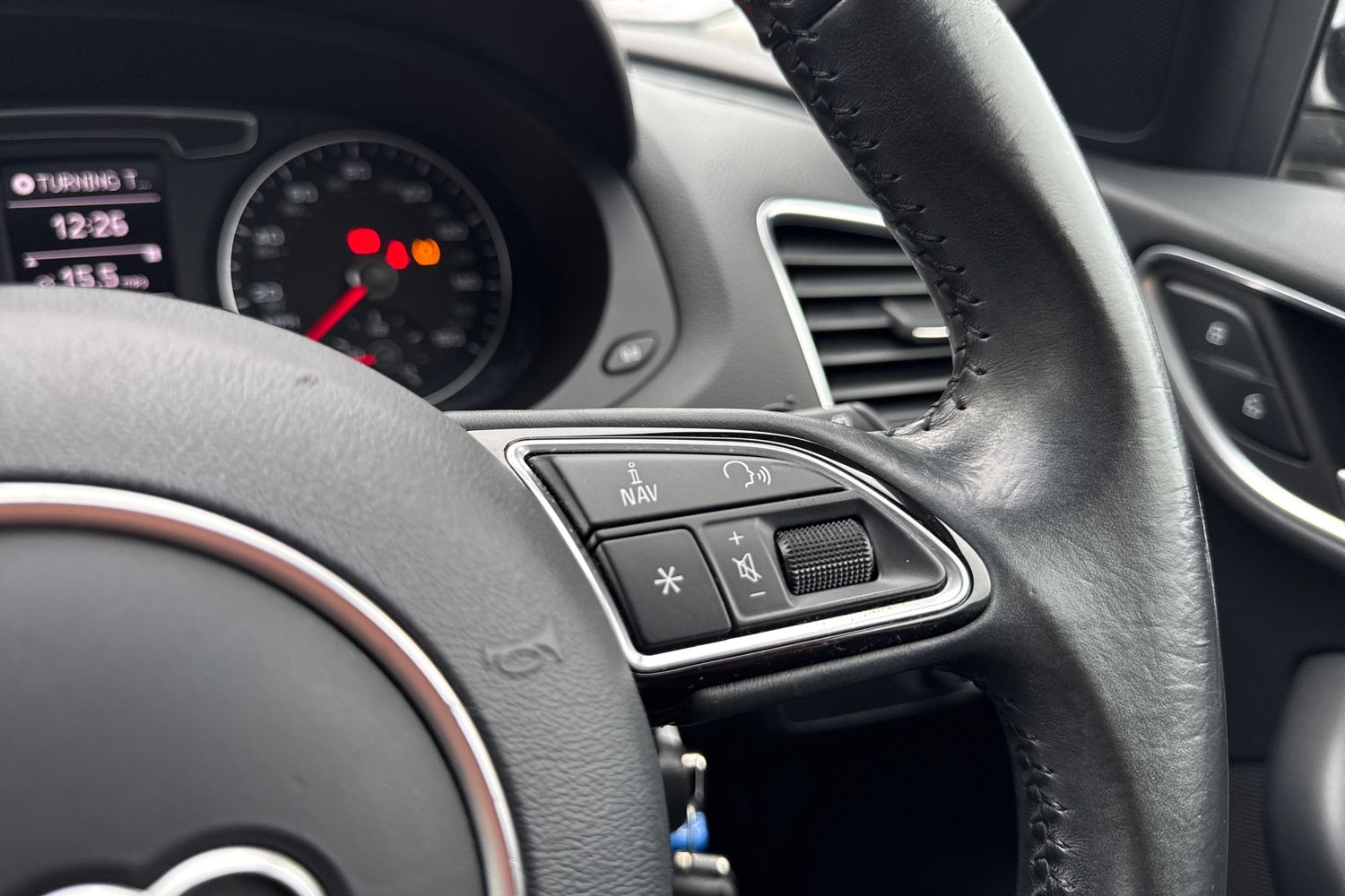 Used Audi Q3 2017 for sale - 76739550: Photo 37