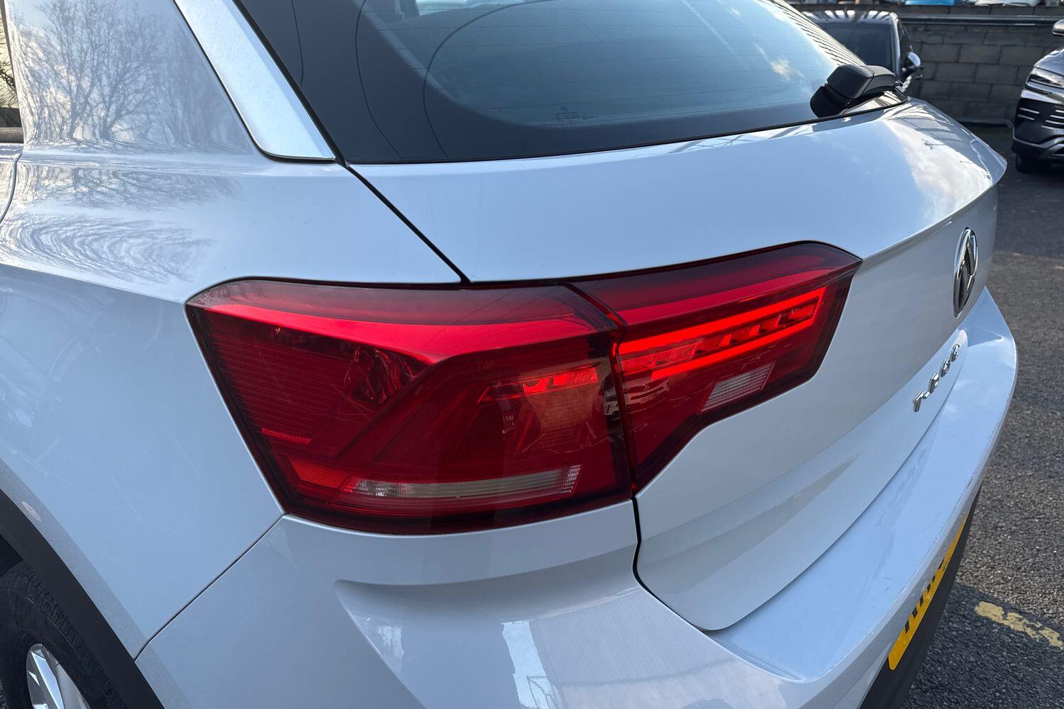 Used Volkswagen T-Roc 2019 for sale - 77820232: Photo 16