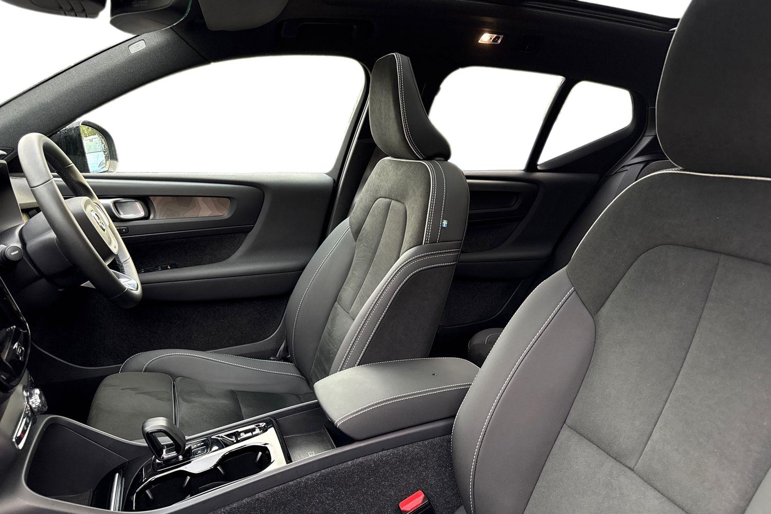 Used Volvo XC40 2022 for sale - 76836337: Photo 11