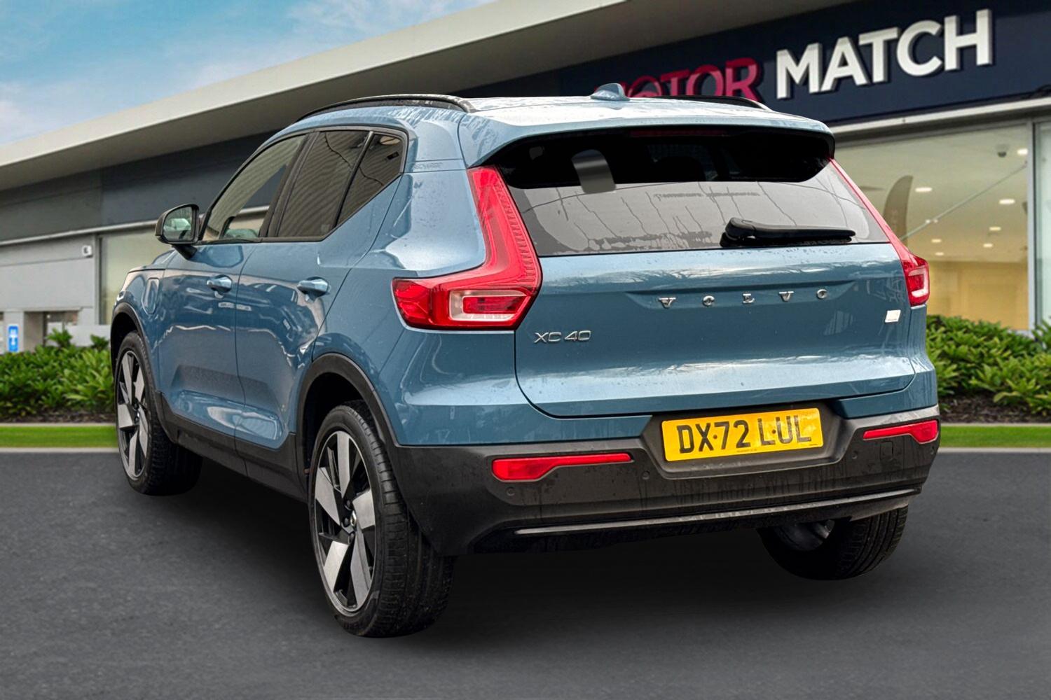 Used Volvo XC40 2022 for sale - 76836337: Photo 2