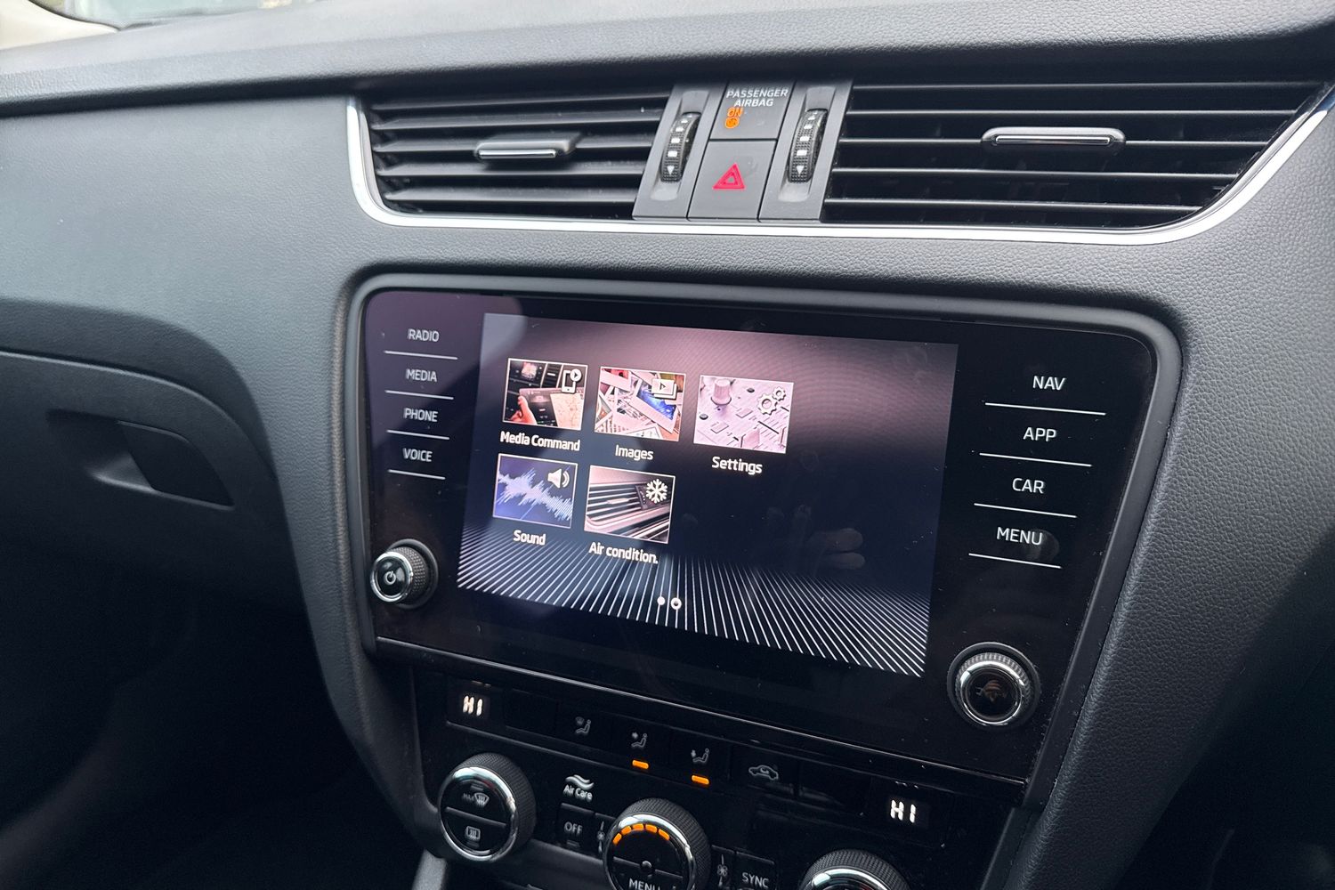 Used Skoda Octavia 2019 for sale - 76739661: Photo 32