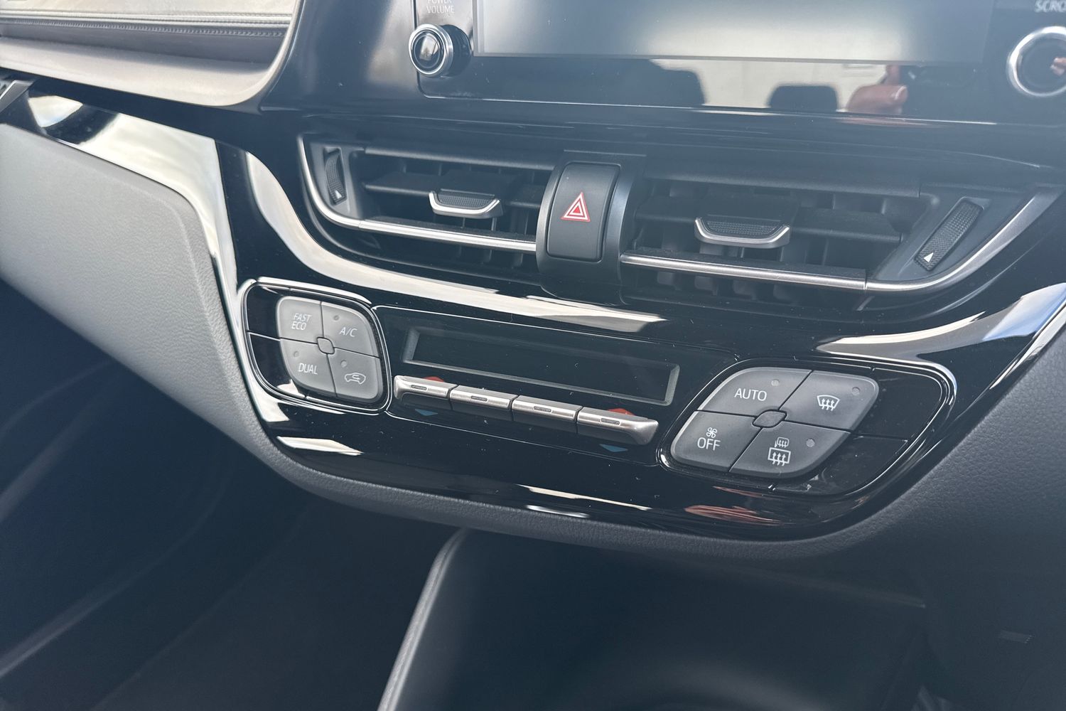Used Toyota C-HR 2022 for sale - 76365128: Photo 18