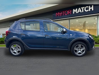 Used Dacia Sandero Stepway 2017 for sale - 79055380: Photo