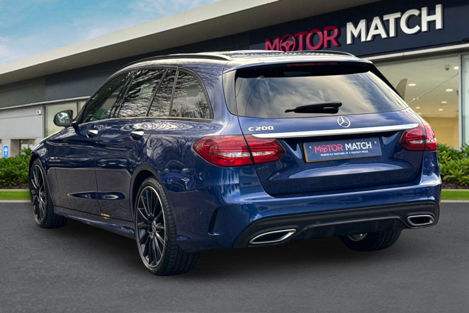 Used Mercedes-Benz C Class 2021 for sale - 76909380: Photo 2