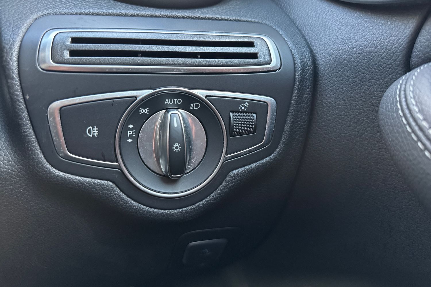 Used Mercedes-Benz C Class 2021 for sale - 76909380: Photo 31