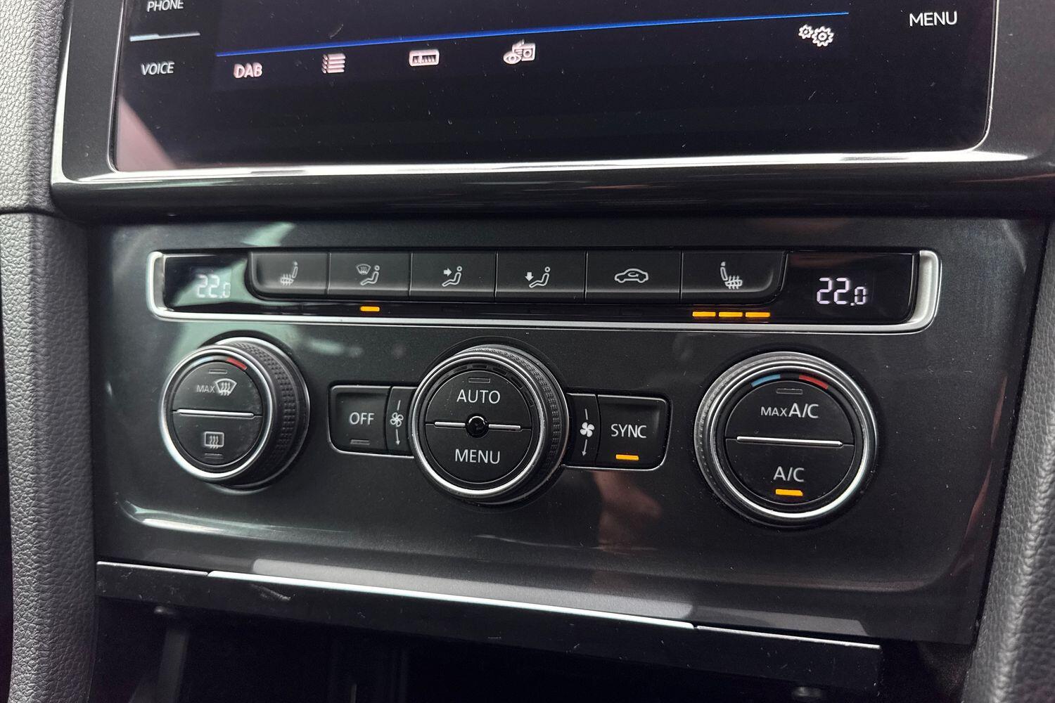 Used Volkswagen Golf 2019 for sale - 76697794: Photo 19