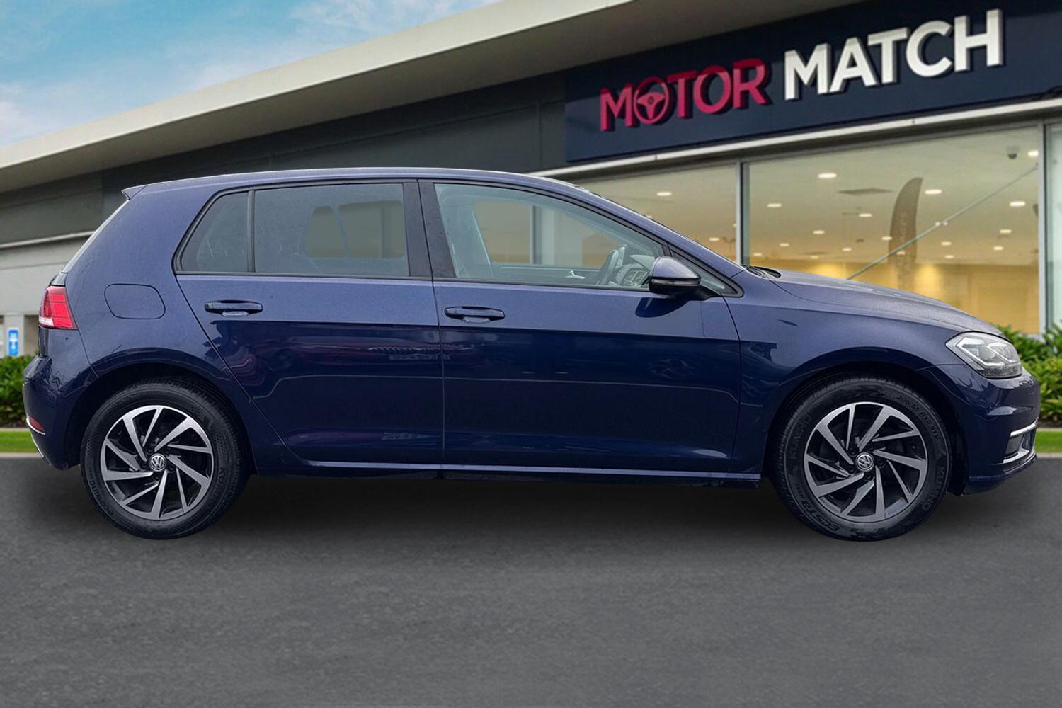 Used Volkswagen Golf 2019 for sale - 76697794: Photo 3