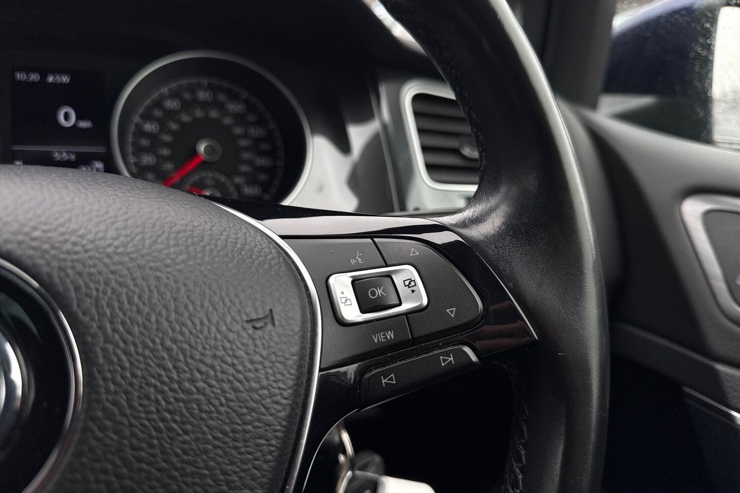 Used Volkswagen Golf 2019 for sale - 76697794: Photo 36