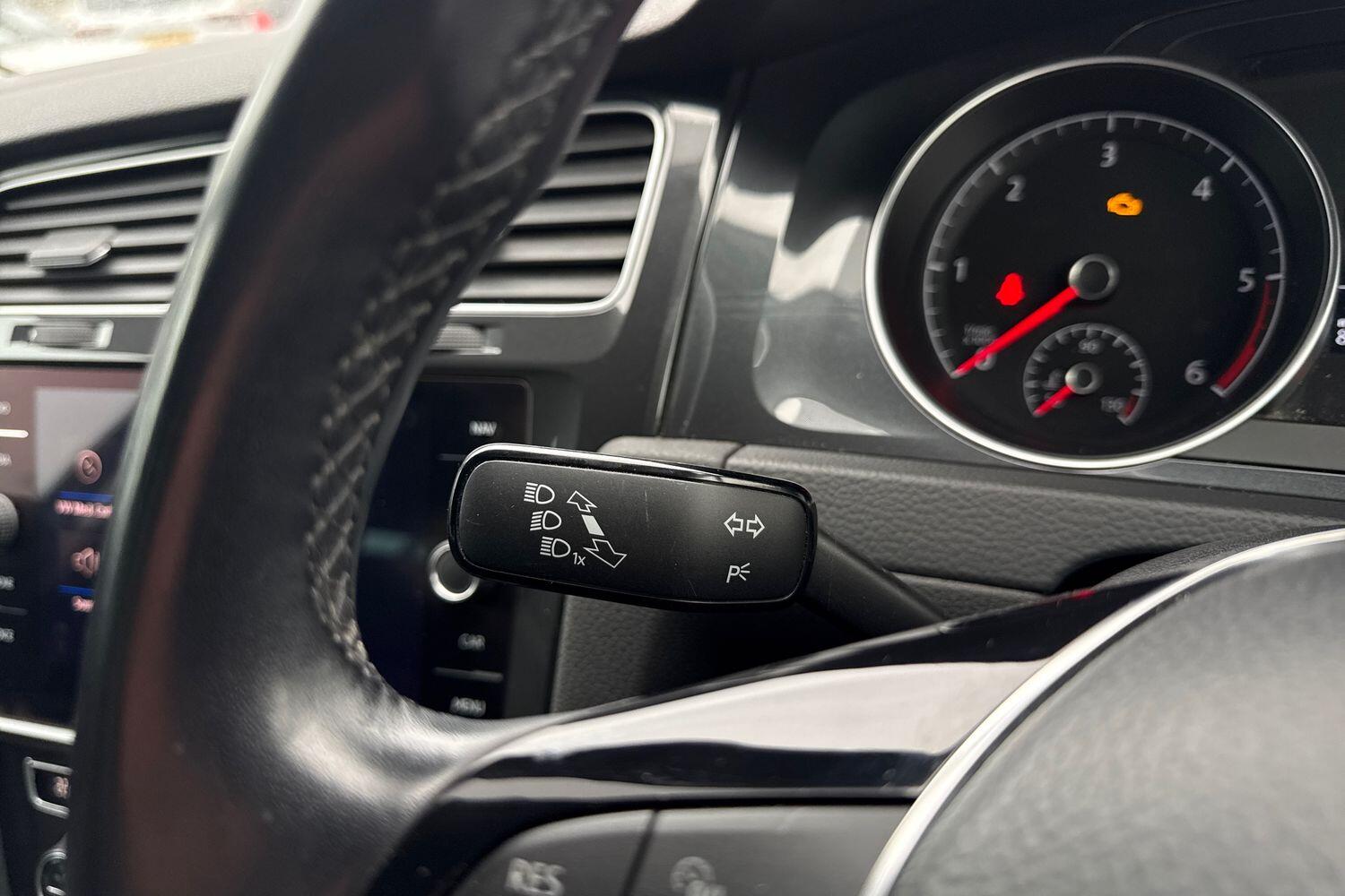 Used Volkswagen Golf 2019 for sale - 76697794: Photo 37