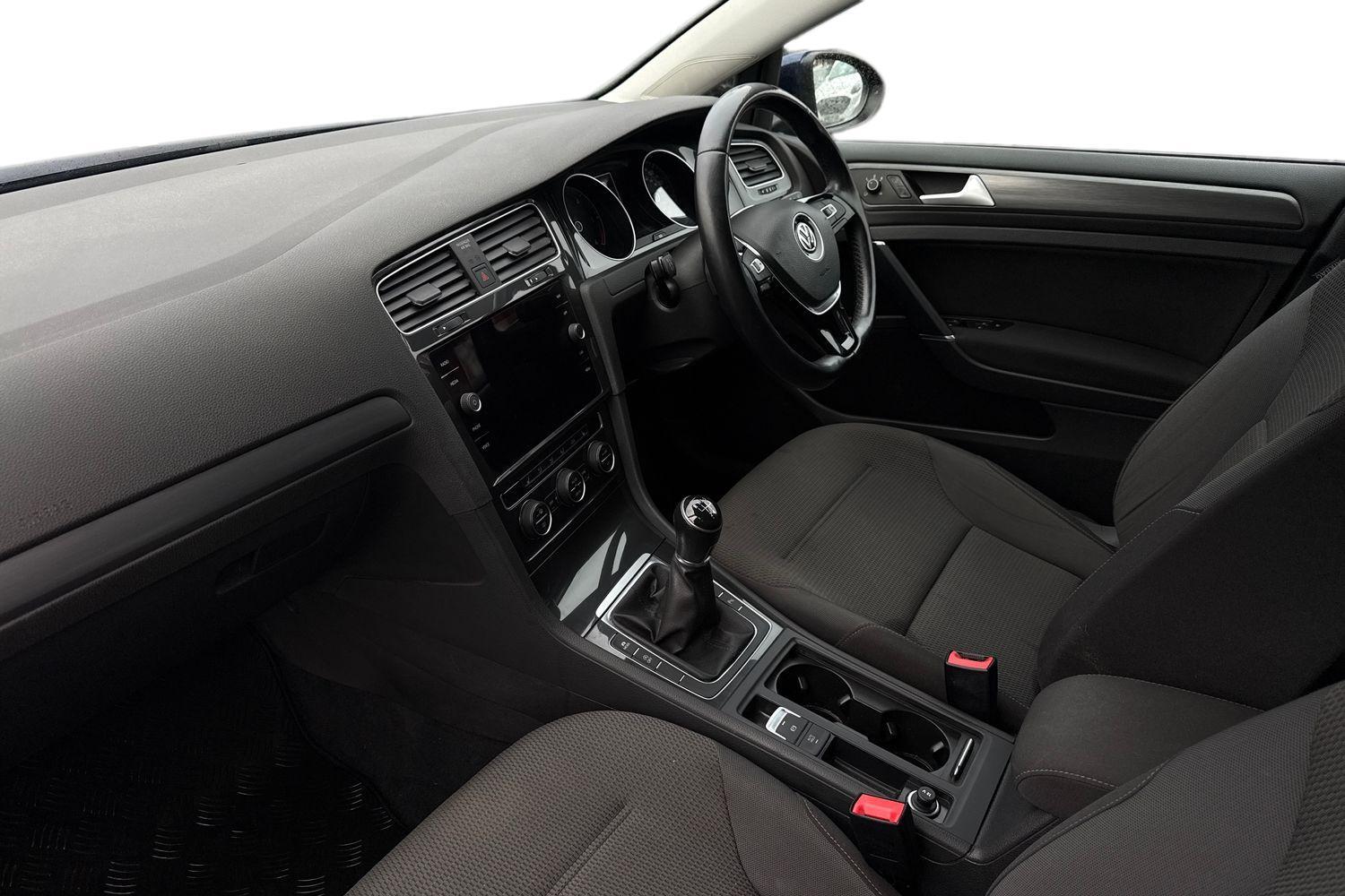 Used Volkswagen Golf 2019 for sale - 76697794: Photo 9