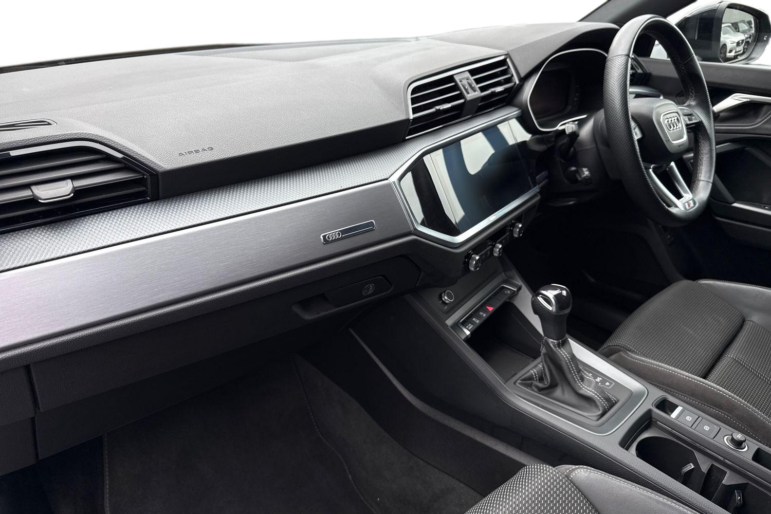 Used Audi Q3 2021 for sale - 76365138: Photo 9