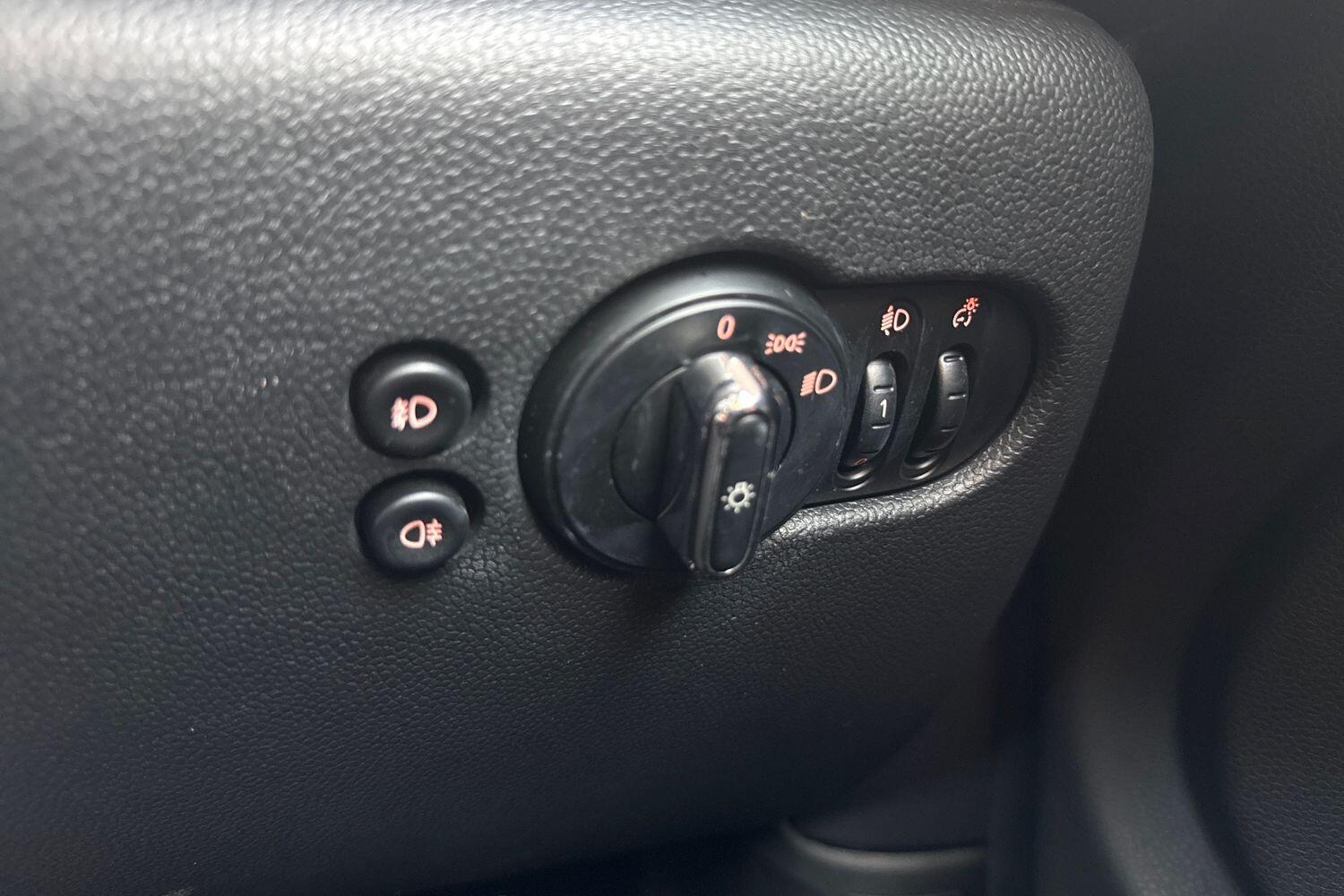 Used MINI Hatch 2018 for sale - 77211522: Photo 28