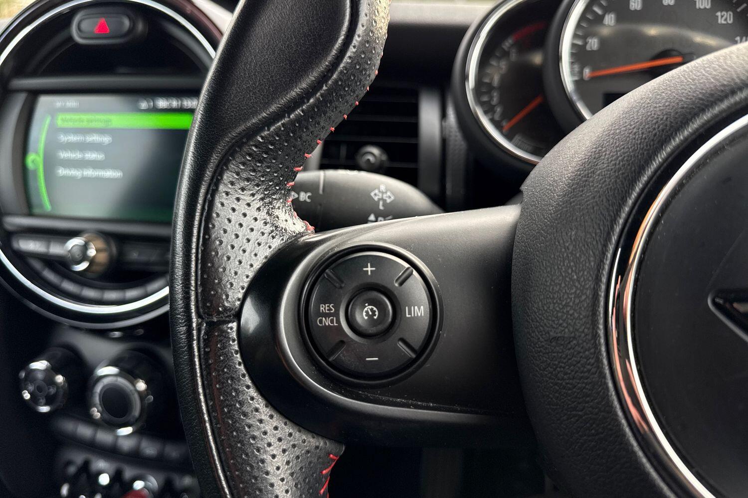 Used MINI Hatch 2018 for sale - 77211522: Photo 32