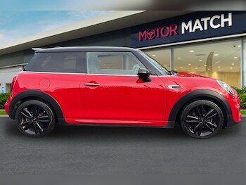 Used MINI Hatch 2018 for sale - 77211522: Photo