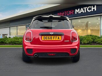 Used MINI Hatch 2018 for sale - 77211522: Photo