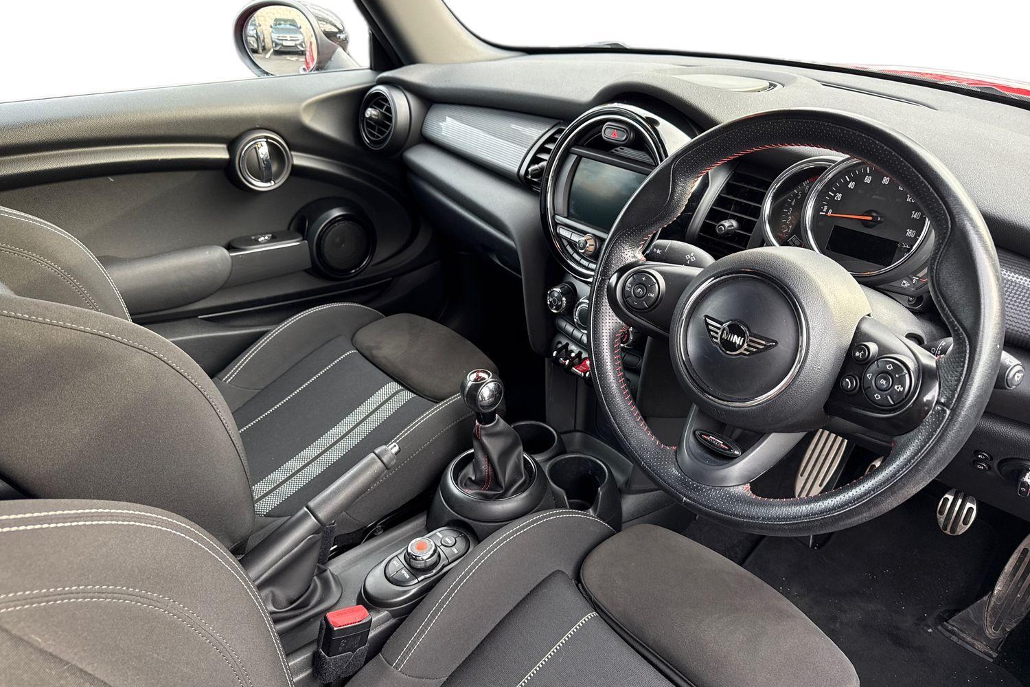 Used MINI Hatch 2018 for sale - 77211522: Photo 7