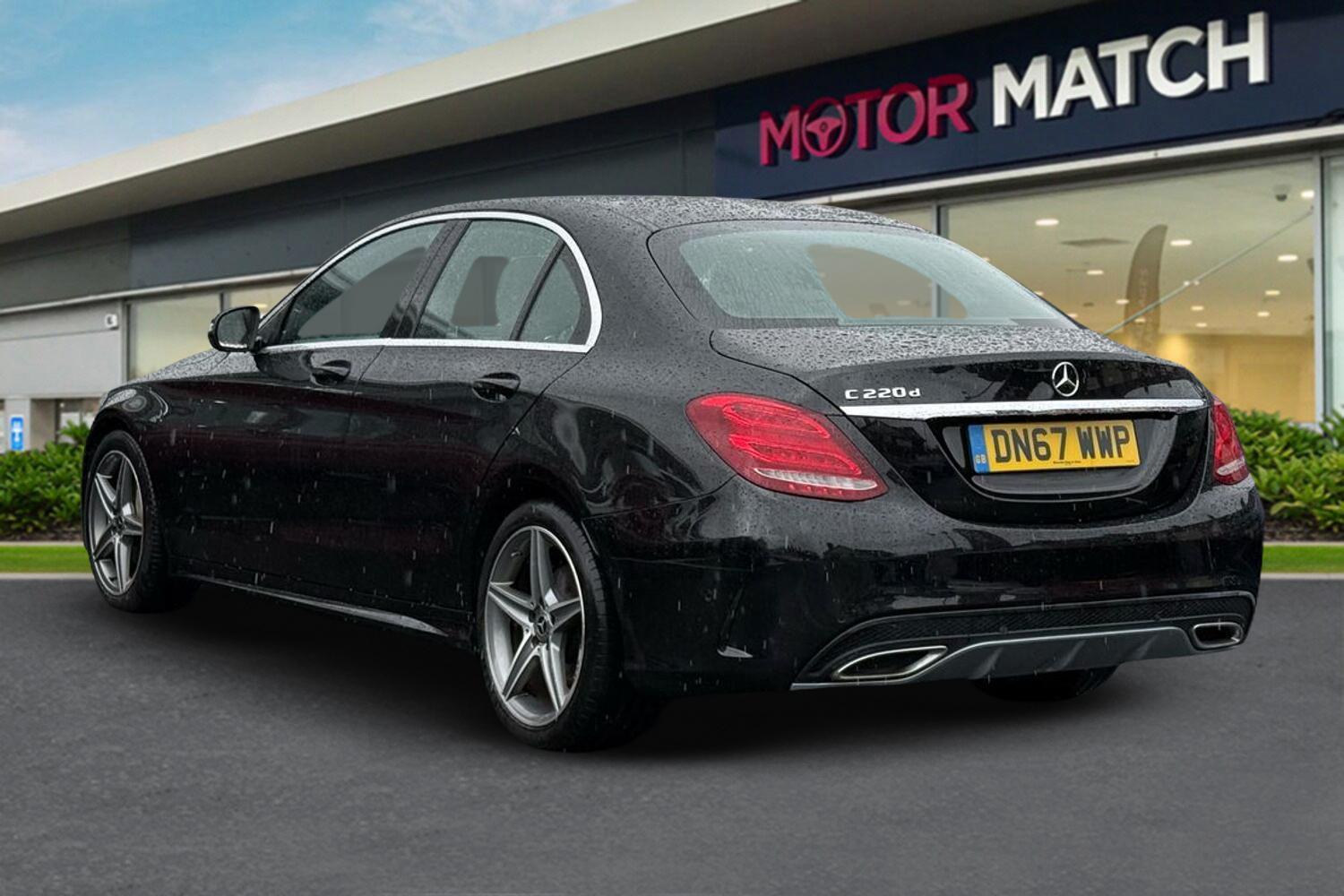 Used Mercedes-Benz C Class 2017 for sale - 76365166: Photo 2