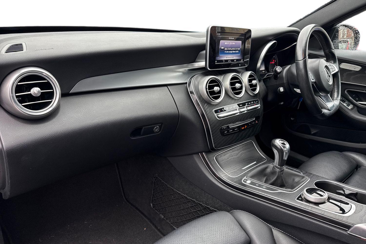 Used Mercedes-Benz C Class 2017 for sale - 76365166: Photo 9