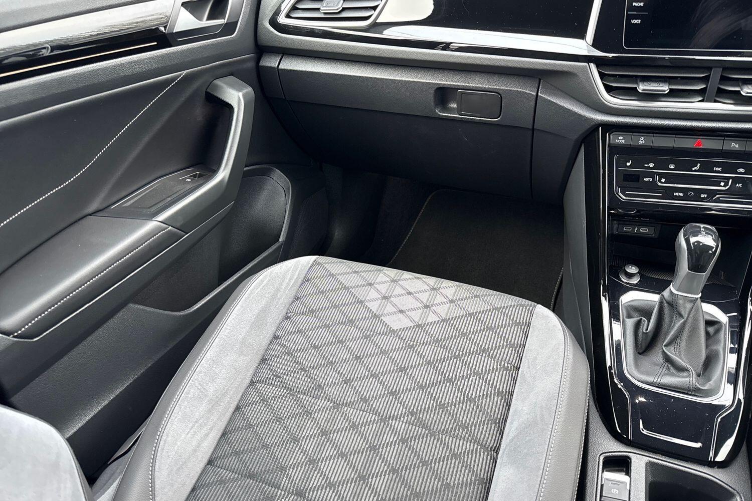 Used Volkswagen T-Roc 2024 for sale - 77080030: Photo 15