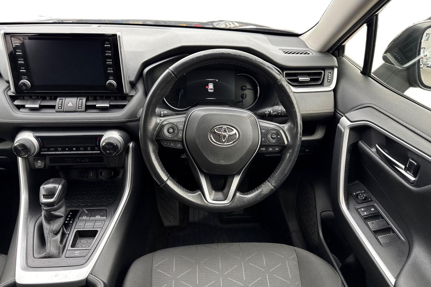 Used Toyota RAV4 2022 for sale - 76365144: Photo 13