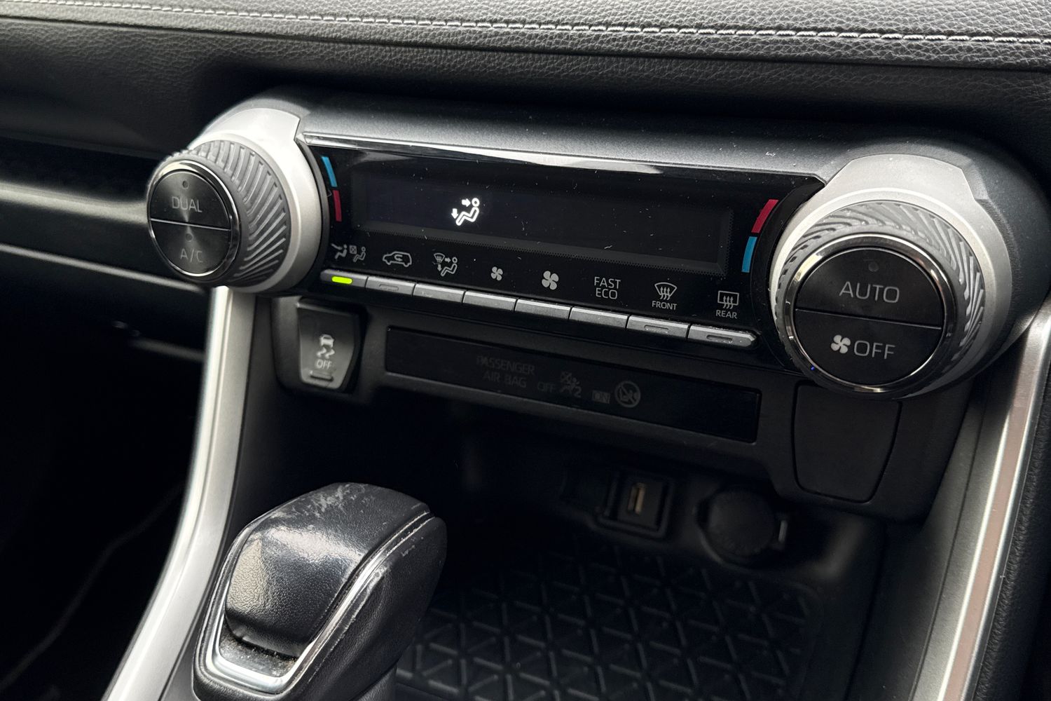 Used Toyota RAV4 2022 for sale - 76365144: Photo 19