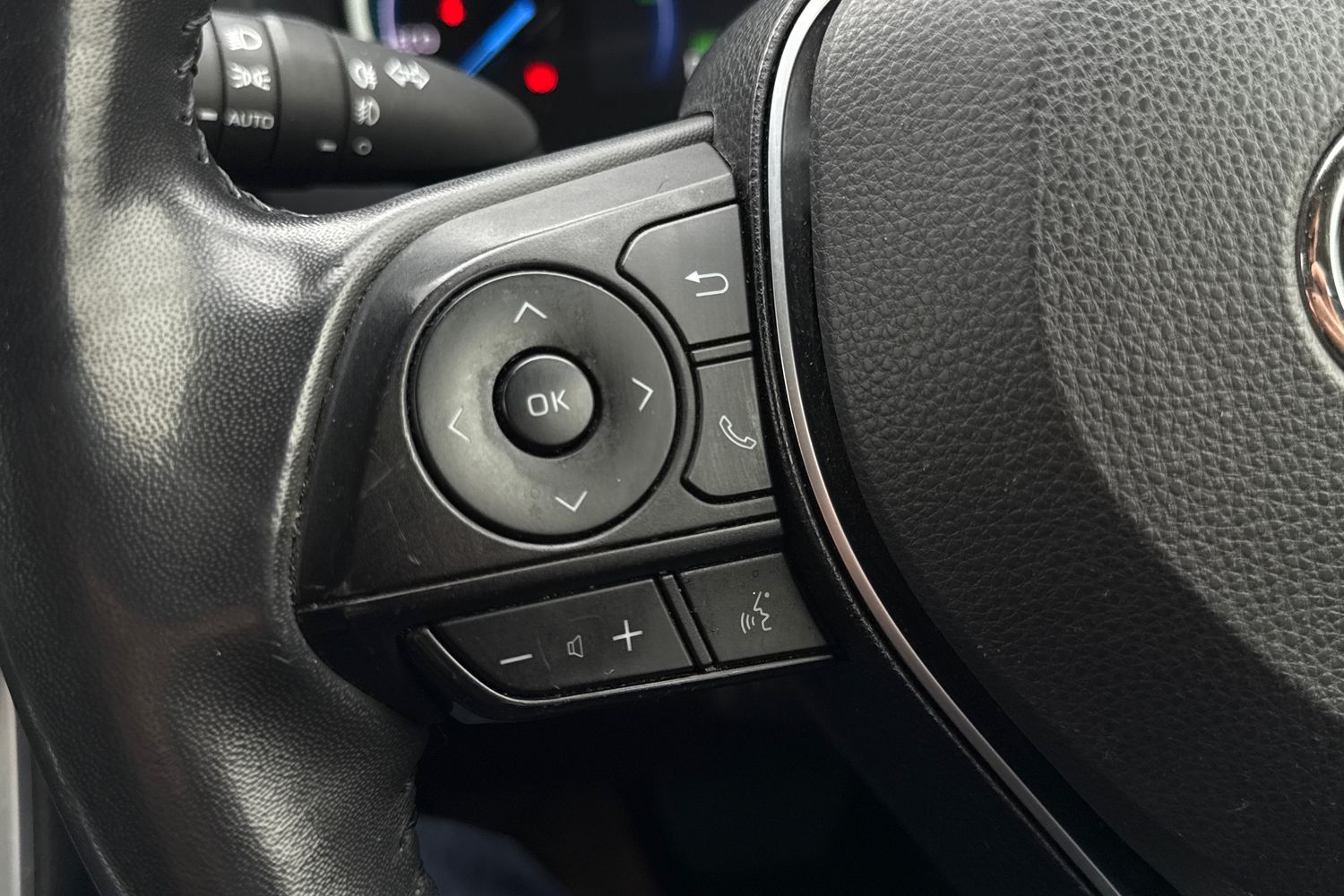 Used Toyota RAV4 2022 for sale - 76365144: Photo 36