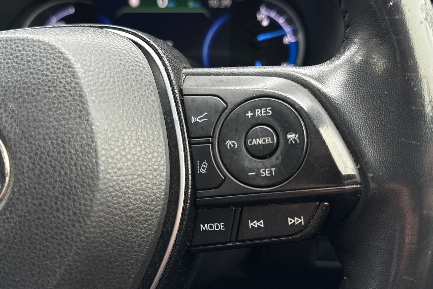 Used Toyota RAV4 2022 for sale - 76365144: Photo 37