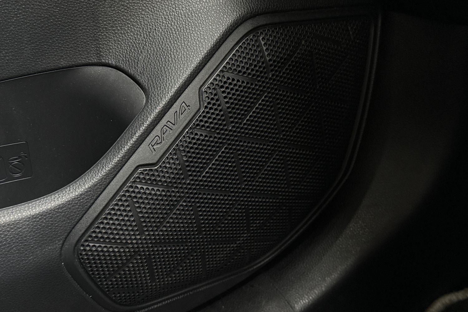 Used Toyota RAV4 2022 for sale - 76365144: Photo 46