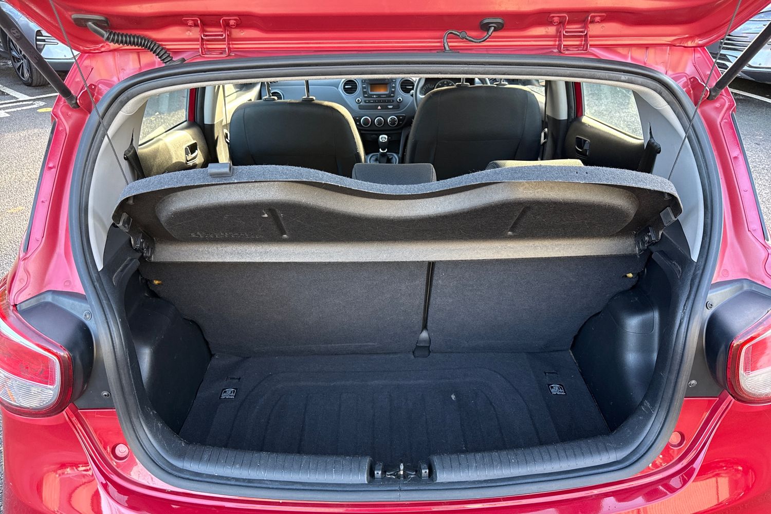 Used Hyundai i10 2017 for sale - 77011432: Photo 10