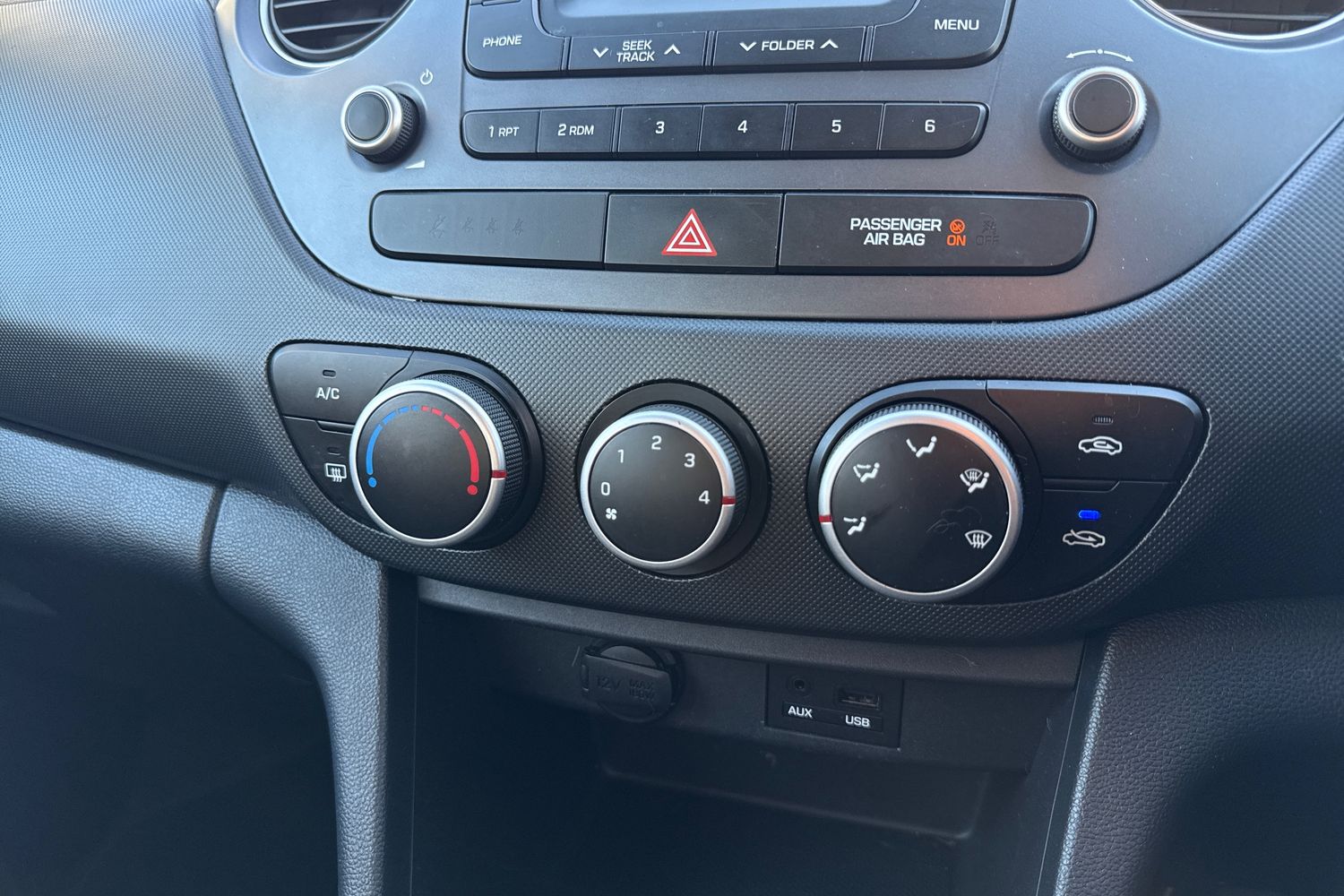 Used Hyundai i10 2017 for sale - 77011432: Photo 19