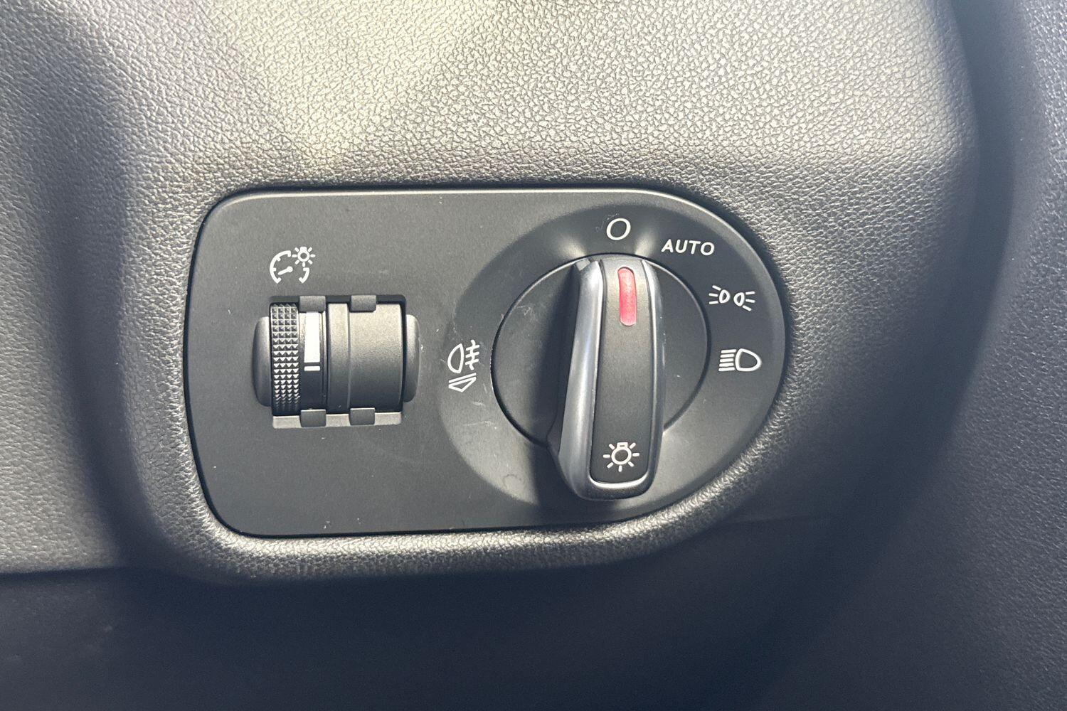 Used Audi A1 2016 for sale - 77535467: Photo 30