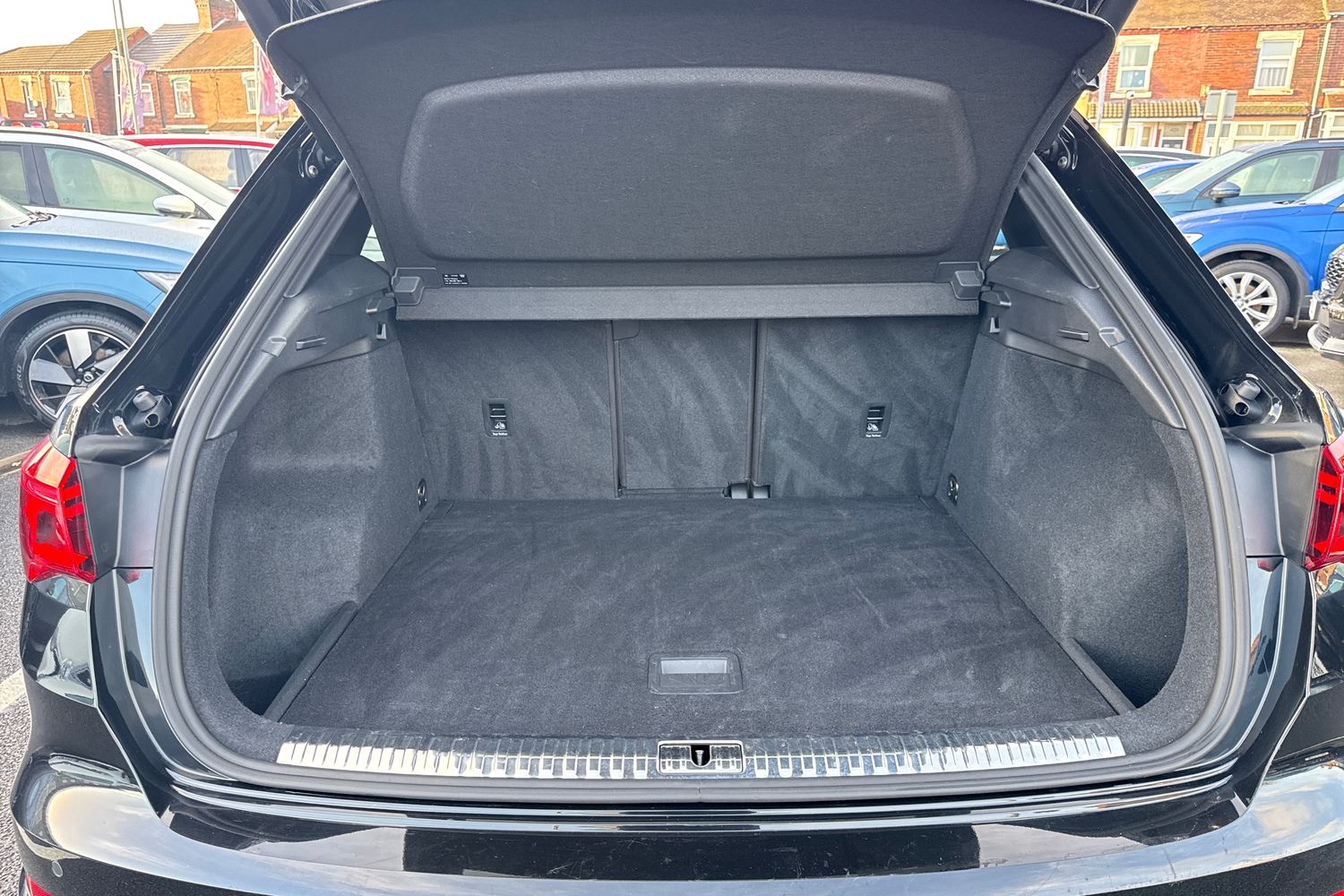 Used Audi Q3 2019 for sale - 76909432: Photo 10