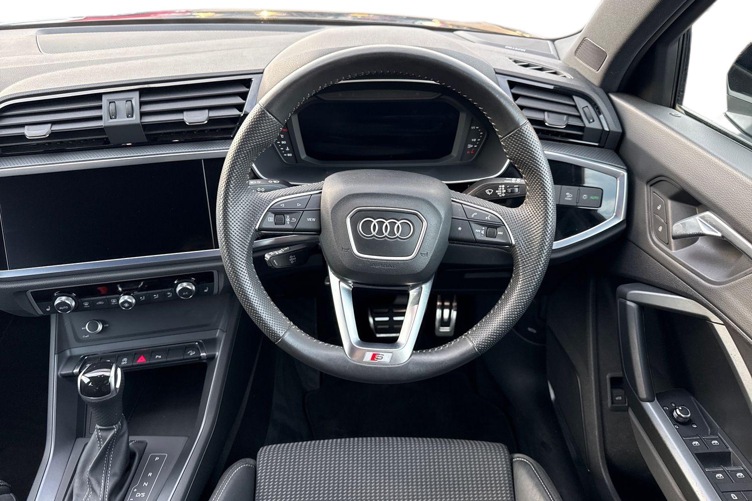 Used Audi Q3 2019 for sale - 76909432: Photo 13