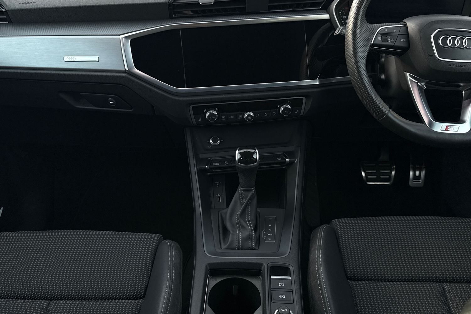 Used Audi Q3 2019 for sale - 76909432: Photo 37