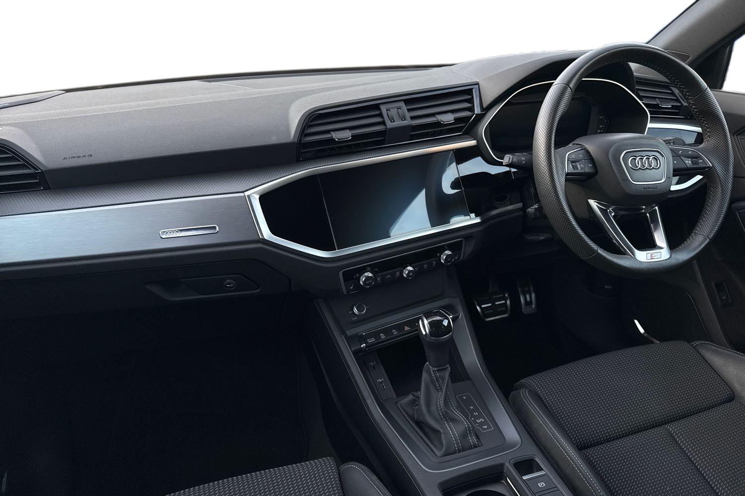 Used Audi Q3 2019 for sale - 76909432: Photo 9