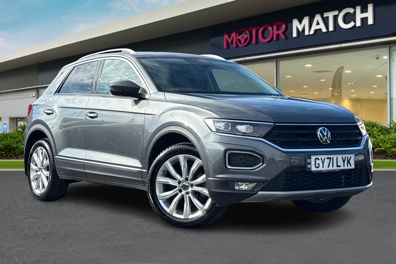 Used Volkswagen T-Roc 2021 for sale - 77742182: Photo 1