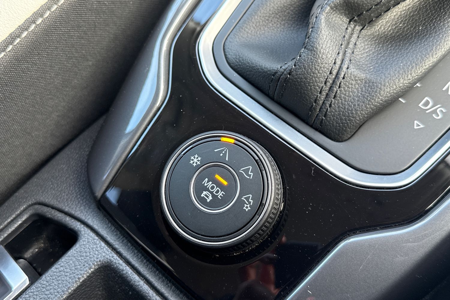 Used Volkswagen T-Roc 2021 for sale - 77742182: Photo 27